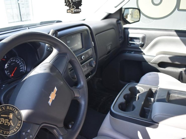 chevrolet-silverado-1500-image-21