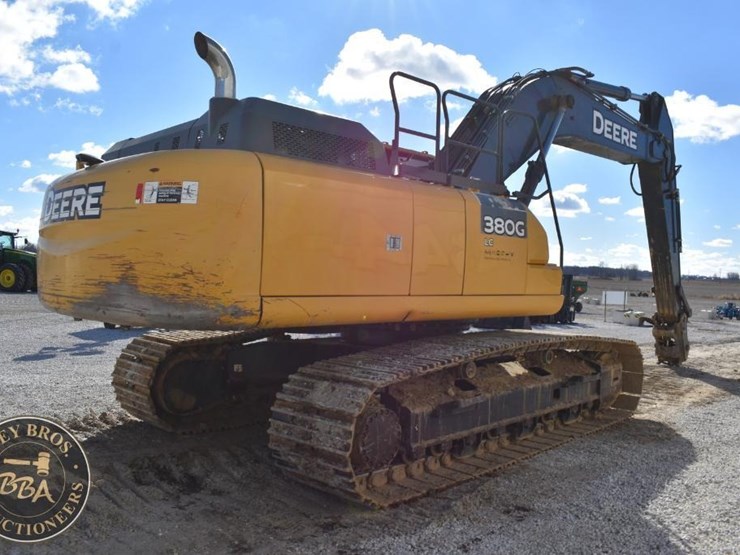 deere-380g-lc-image-37