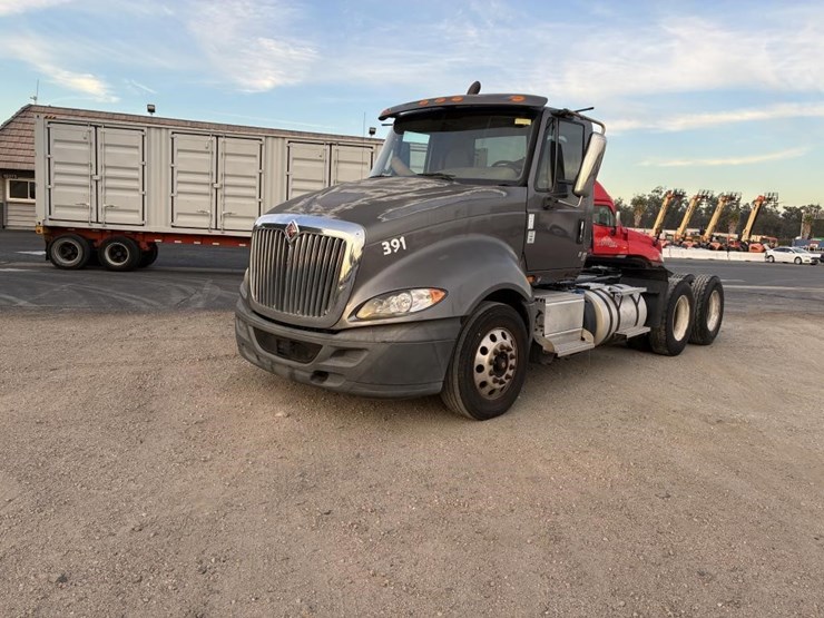 international-prostar-image-1