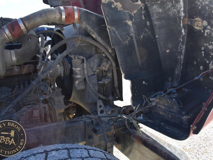 1997-mack-rd688s-image-57