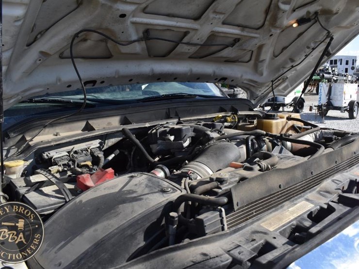 ford-f350-xlt-image-53