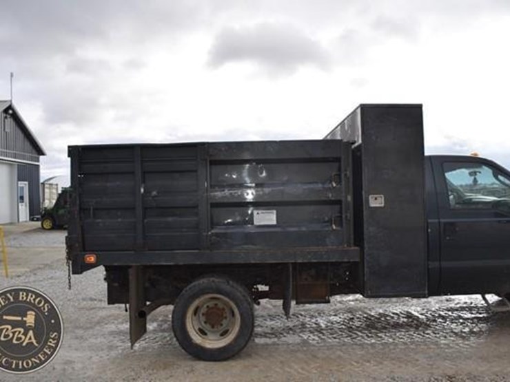 ford-f550-xl-image-19