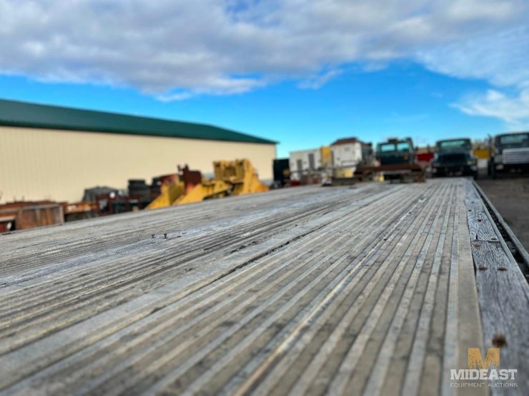 2001-reitnouer-trailer-image-5