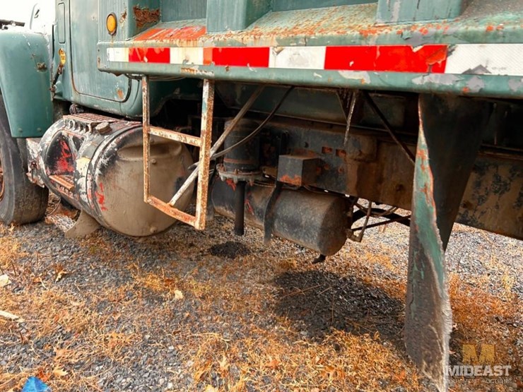 1985-mack-rd686s-image-8