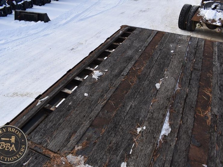 2012-manac-flatbed-image-48