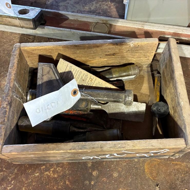 #17210 • Chisels