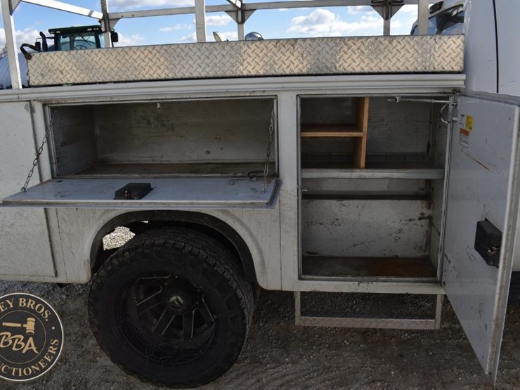 ford-f350-xlt-image-50