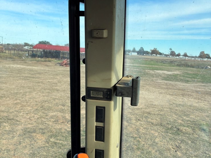 case-ih-mxm130-image-15