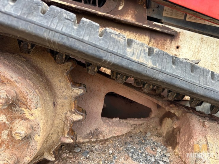 2017-bobcat-t870-image-12