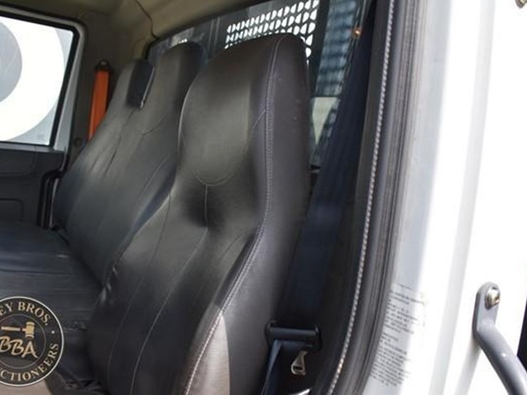 international-durastar-4400-image-51