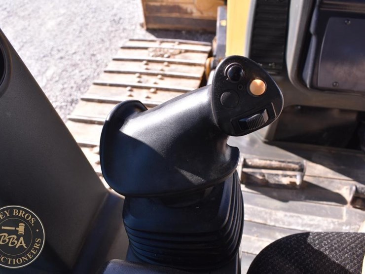 caterpillar-d6k2-lgp-image-31