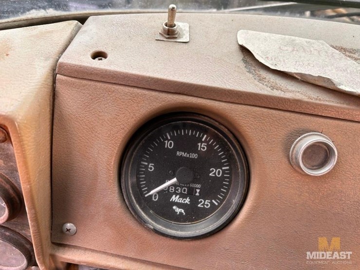 mack-dm686s-image-22