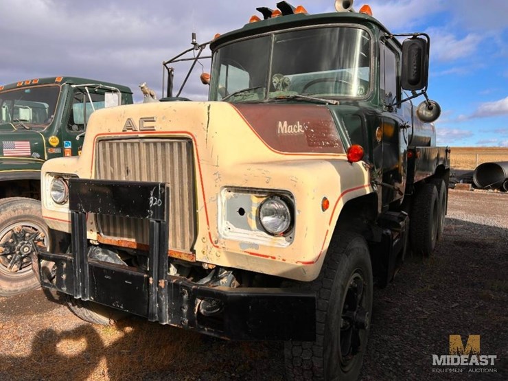 1986-mack-dm600-image-2