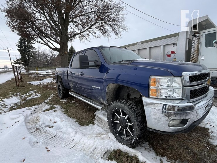 chevrolet-silverado-2500hd-ltz-image-3