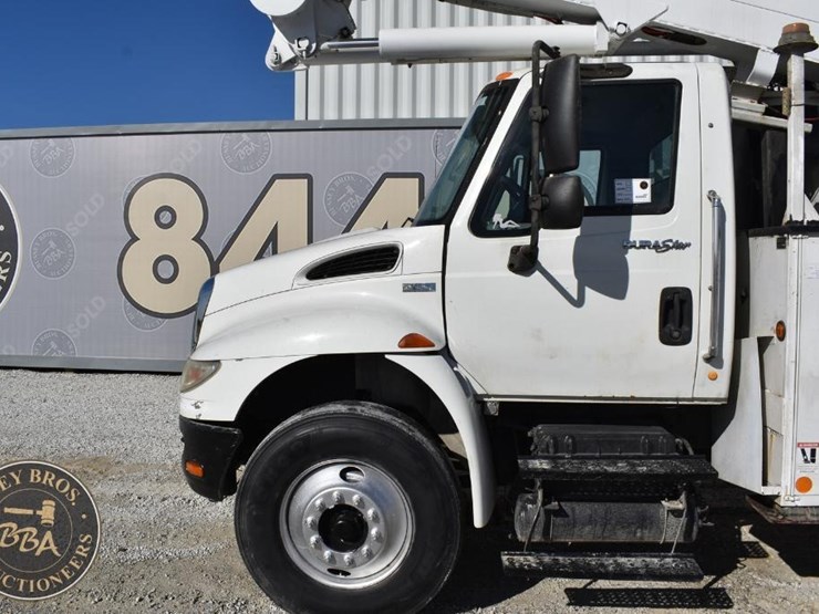 international-durastar-4300-image-11
