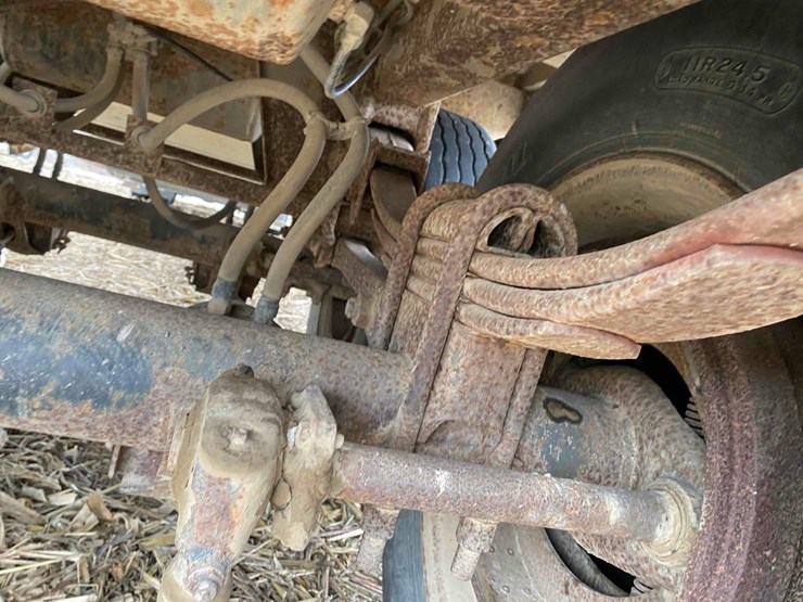 wilson-alum-41’-grain-trailer-image-22