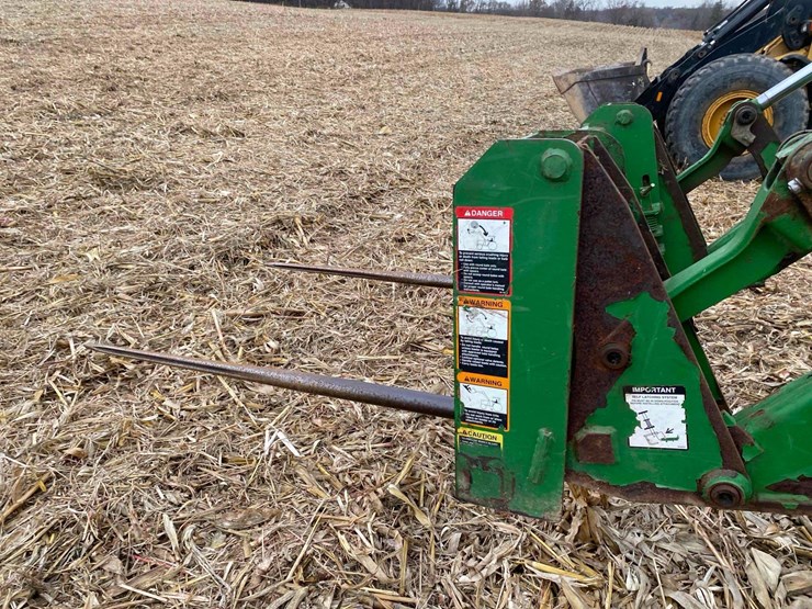 john-deere-bale-spear-image-1