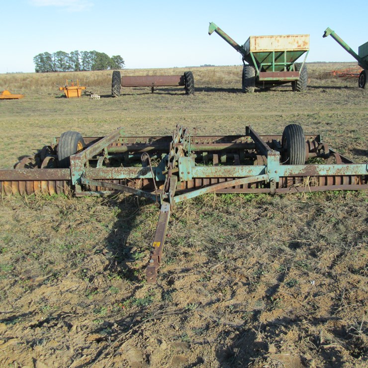 #35350 • 15’ Cultipacker