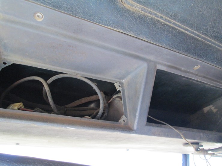 #35302-•-1985-mack-mh613-t/a-sleeper-truck-tractor-1m1ar07y6fm006361-image-35