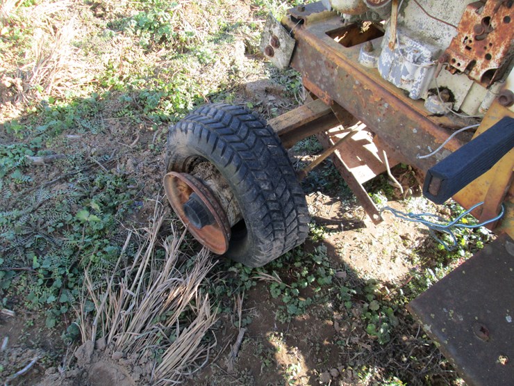 #35374-•-inop-cub-cadet-76-riding-mower-0340009u016758-image-9