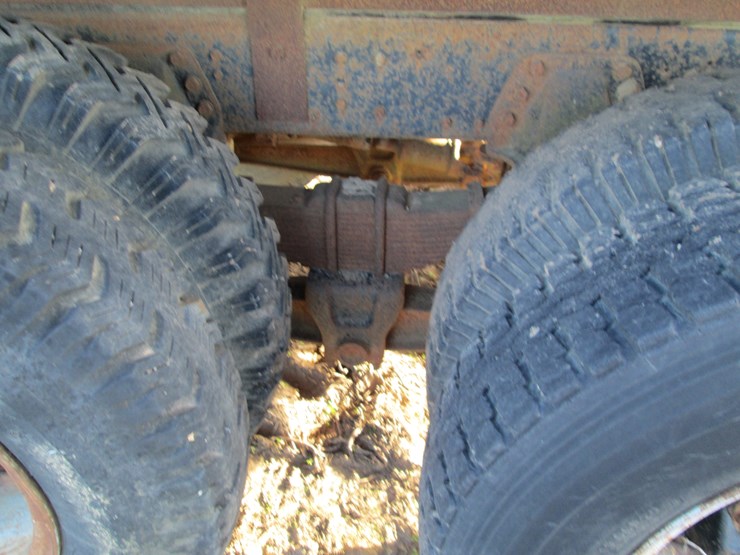 1981-caterpillar-3208-image-9