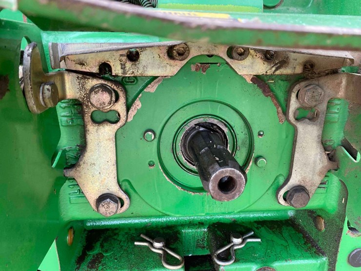 john-deere-6415-image-38