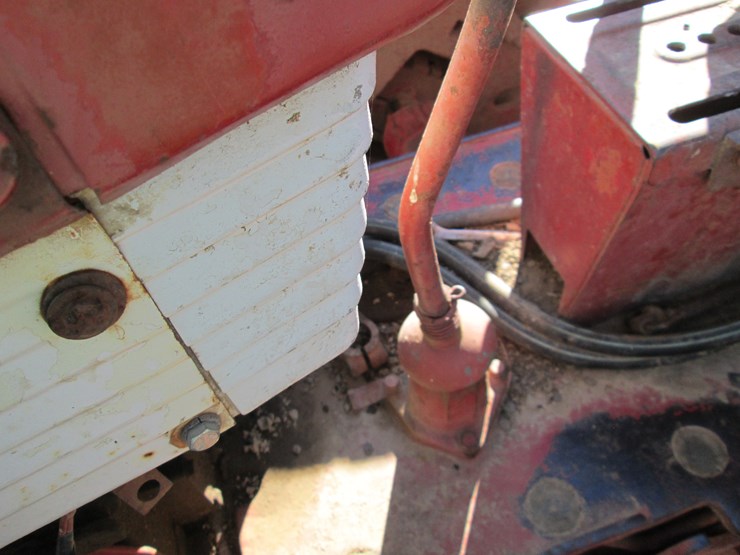 #35306-•-farmall-580-tractor-image-25