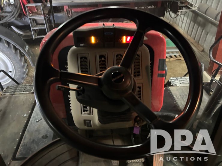 case-ih-810-image-39