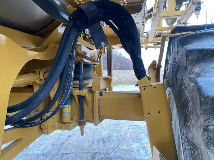 ro-gator-1184-sprayer-image-106