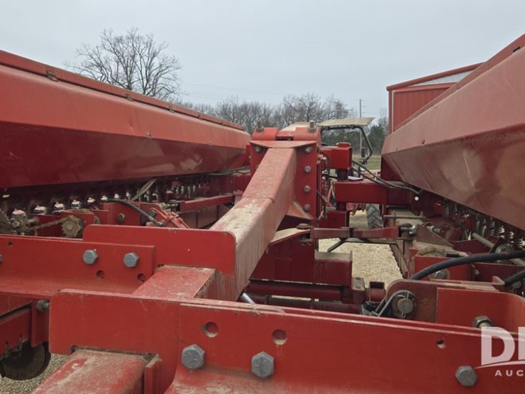 case-ih-5500-image-24