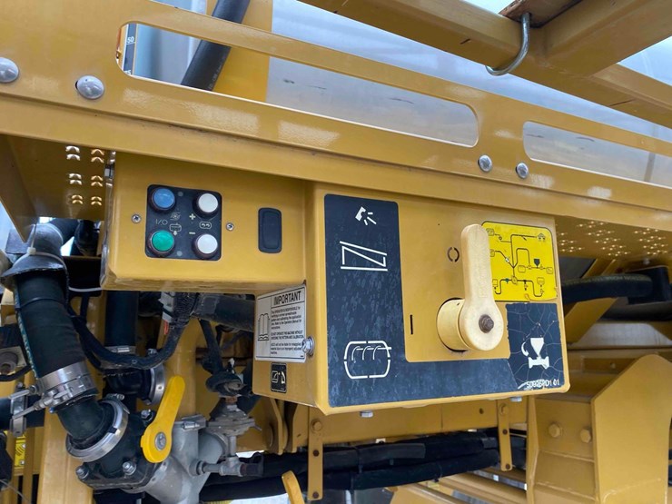 ro-gator-1184-sprayer-image-103