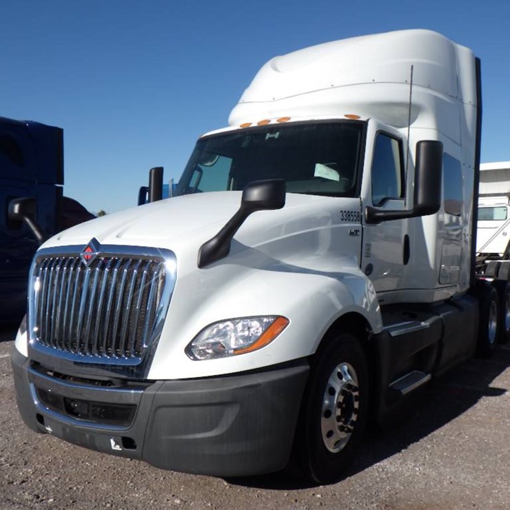 2021 INTERNATIONAL LT