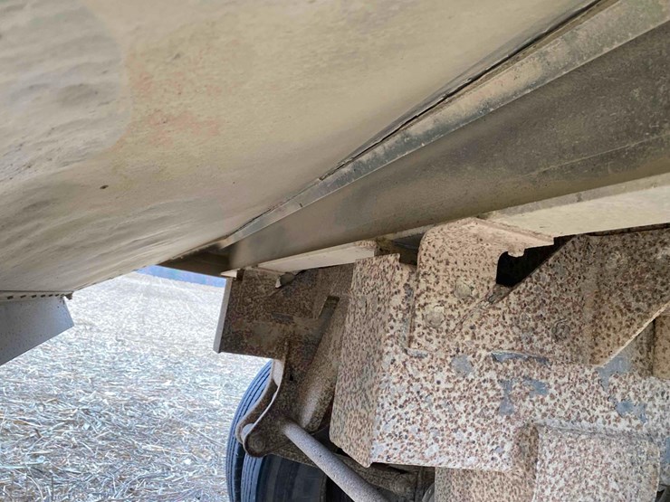 wilson-alum-41’-grain-trailer-image-28