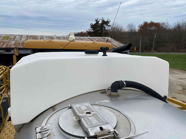 ro-gator-1184-sprayer-image-22