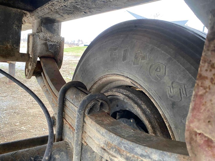 spray--trailer-image-10