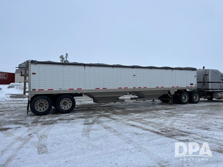 2015-timpte-grain-trailer-image-6