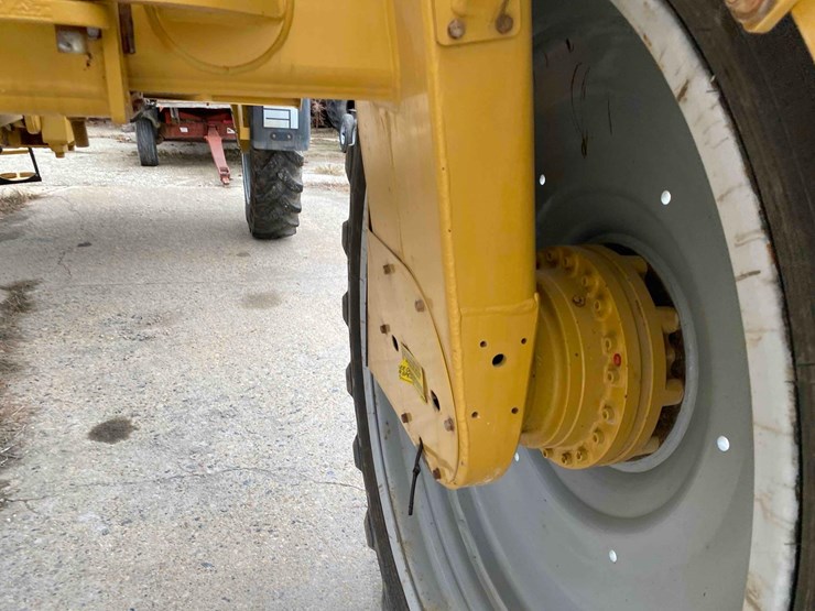 ro-gator-1184-sprayer-image-39