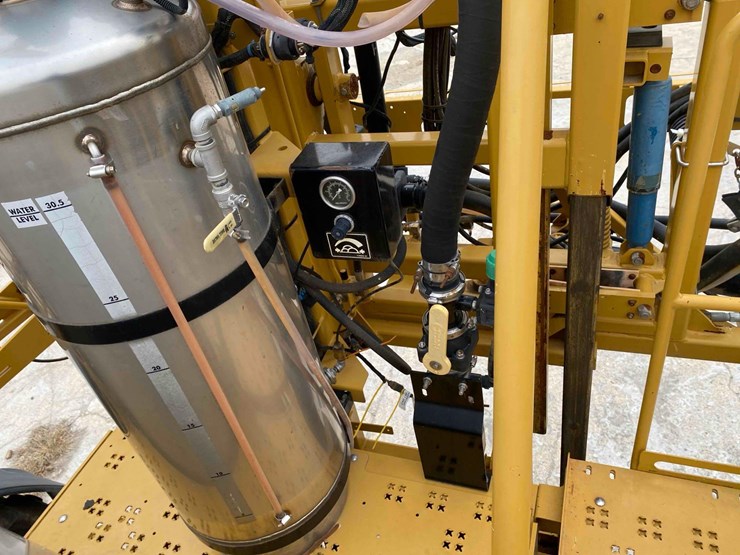 ro-gator-1184-sprayer-image-17