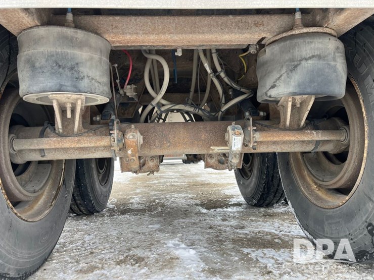 2015-timpte-grain-trailer-image-29