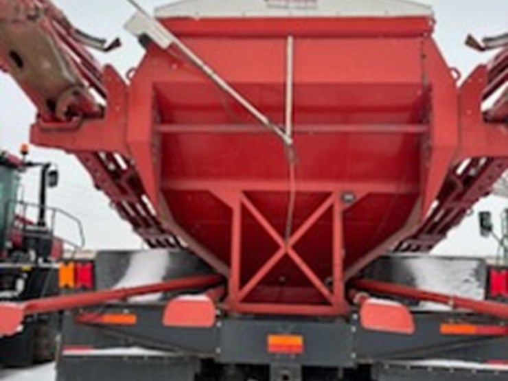 2016-case-ih-2016-image-4