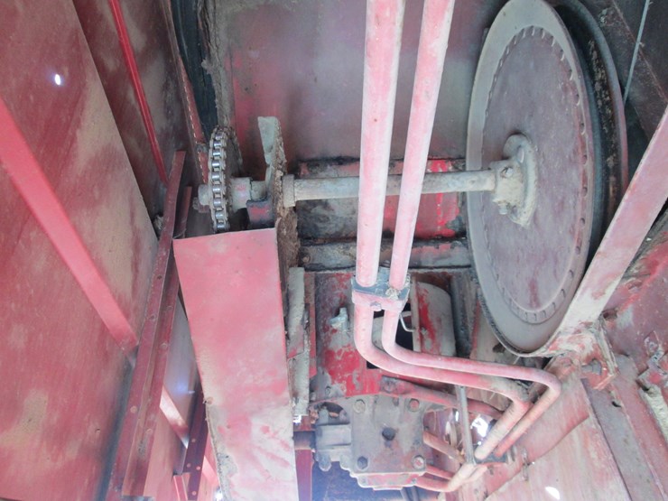 case-ih-1680-image-13