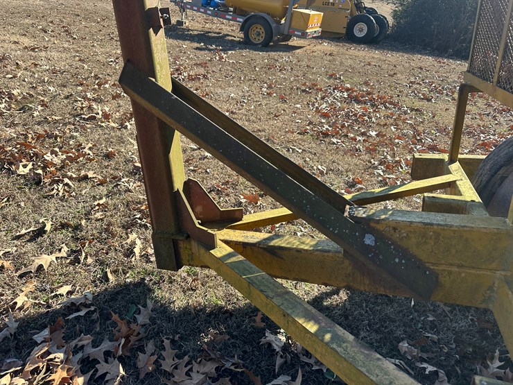 #35577-•-scott-levee-packer-w/bulldog-gooseneck-hitch-image-18