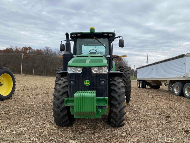 john-deere-8245r-image-2