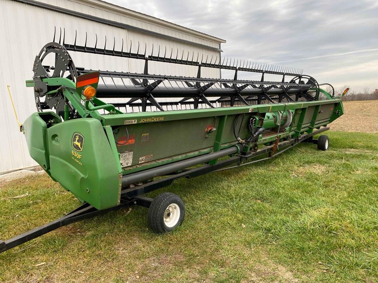 john-deere-630f-image-1