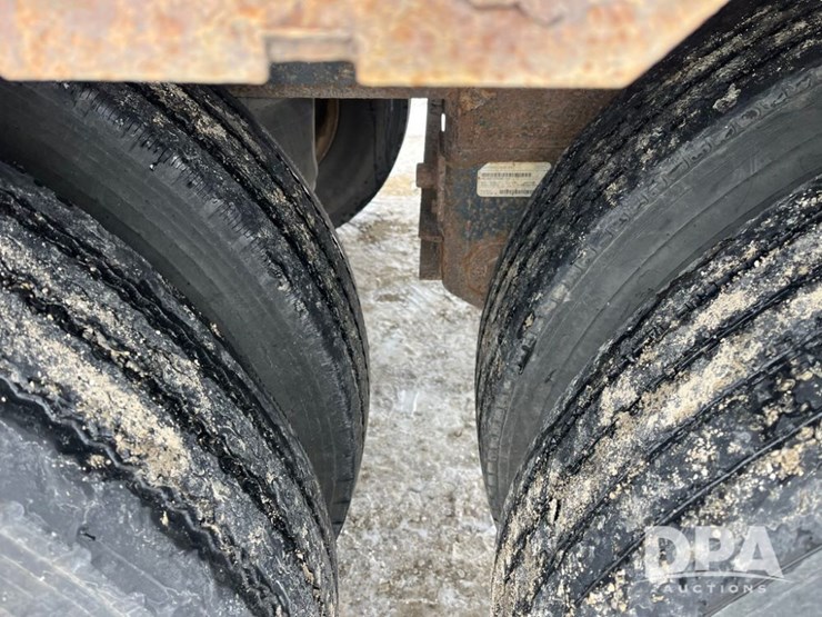 2015-timpte-grain-trailer-image-27