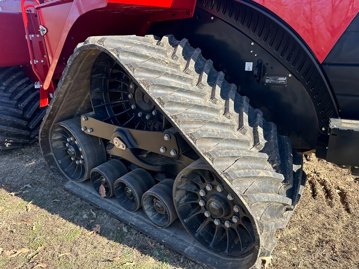 #35562-•-2023-case-470-track-tractor-image-23