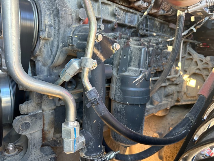 #35562-•-2023-case-470-track-tractor-image-78