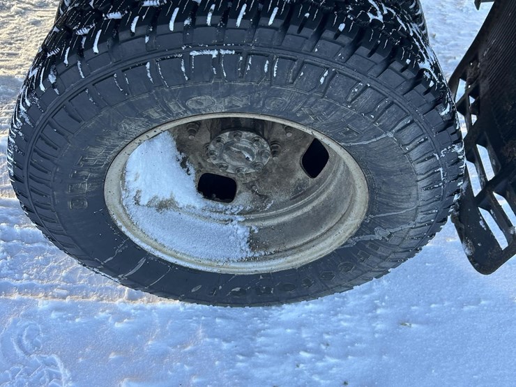 ford-f350-xlt-image-28