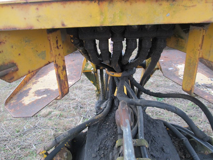 #35323-•-3pt-backhoe-attachment-image-18