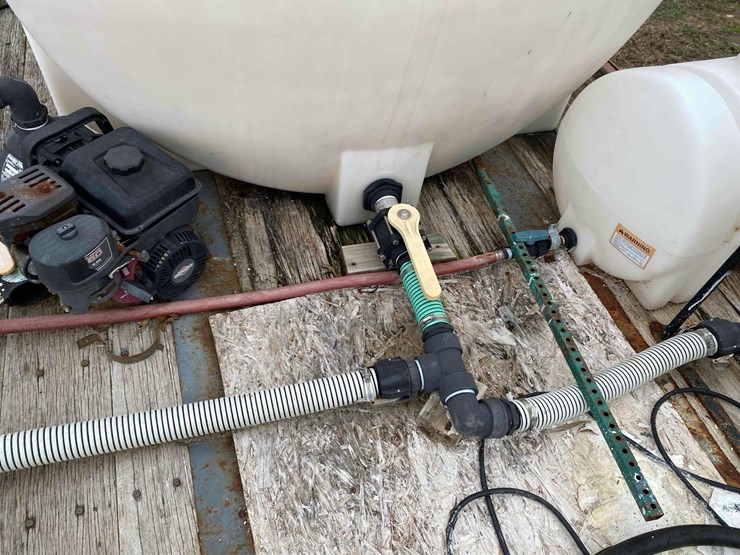 spray--trailer-image-25